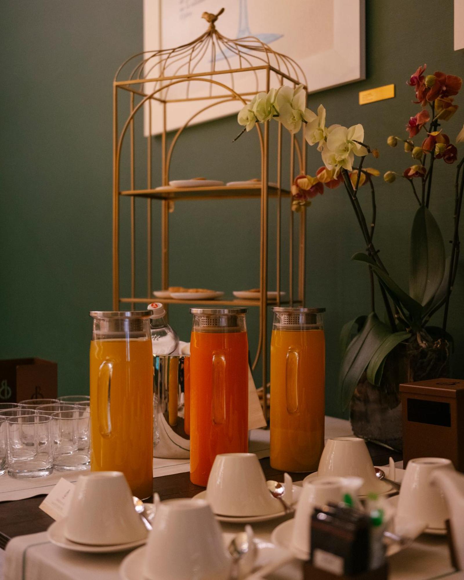那不勒斯大不列颠酒店-希尔顿格芮精选 外观 照片